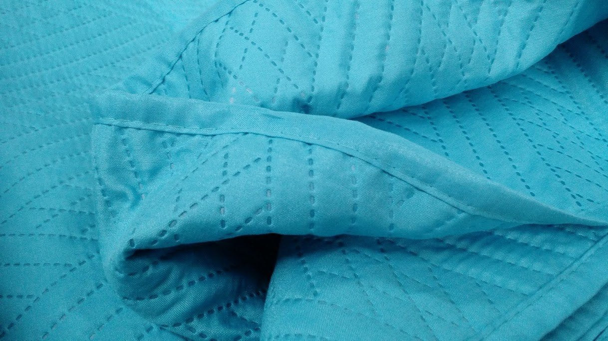 Solid Turquoise Teal Blue Lagoon Lightweight Quilted Coverlet Bedspread Set (LH3000)