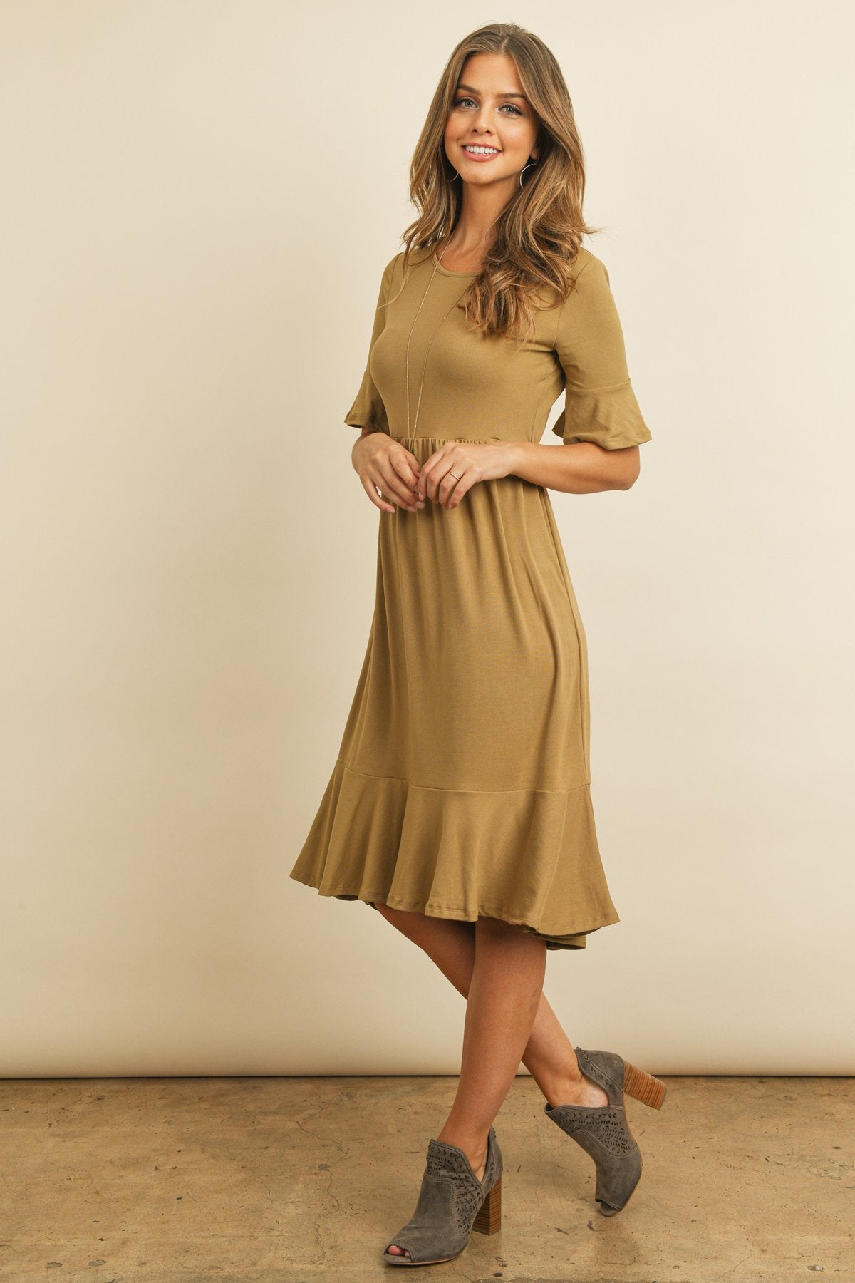 Solid Cinch Waist Ruffle Dress