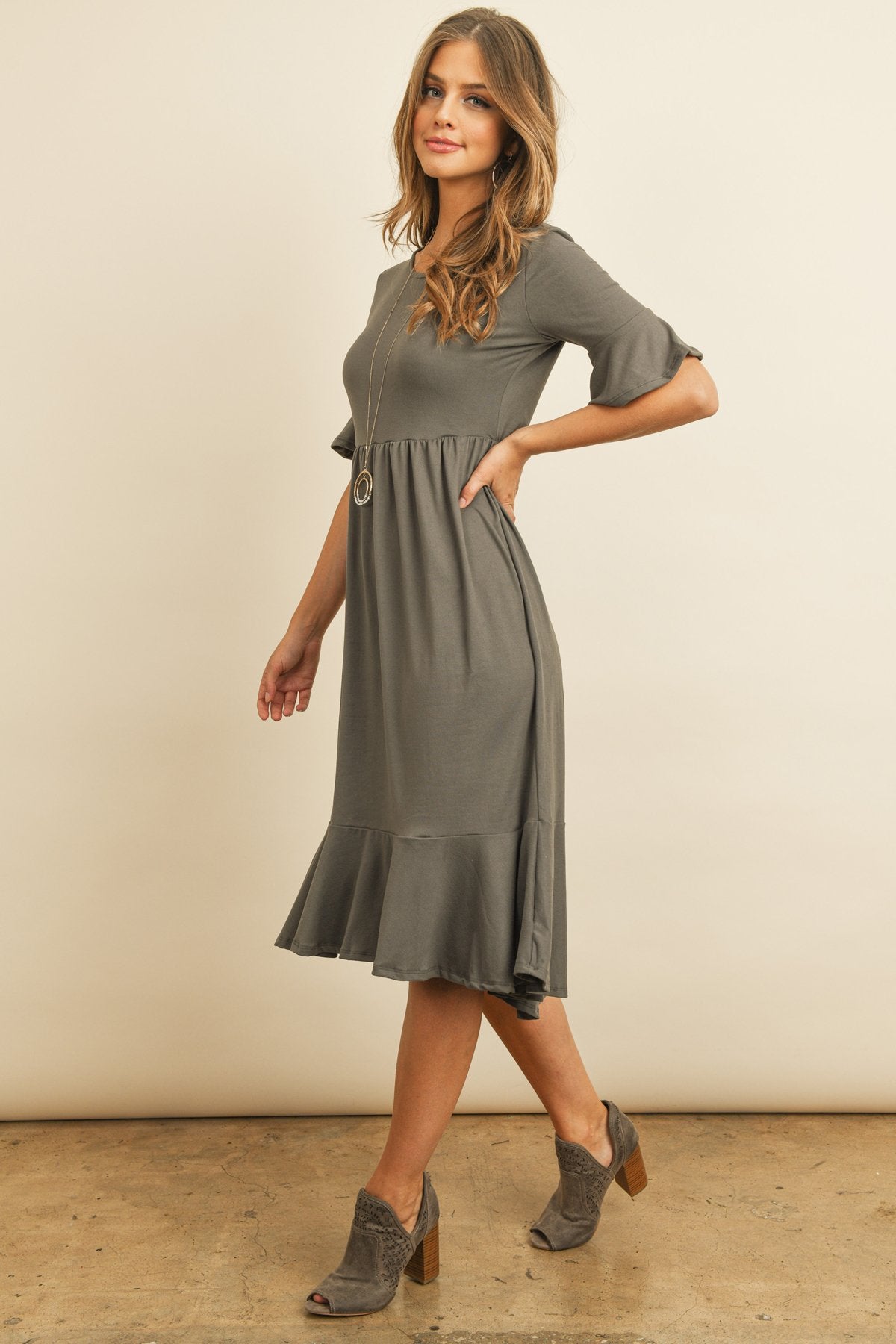 Solid Cinch Waist Ruffle Dress