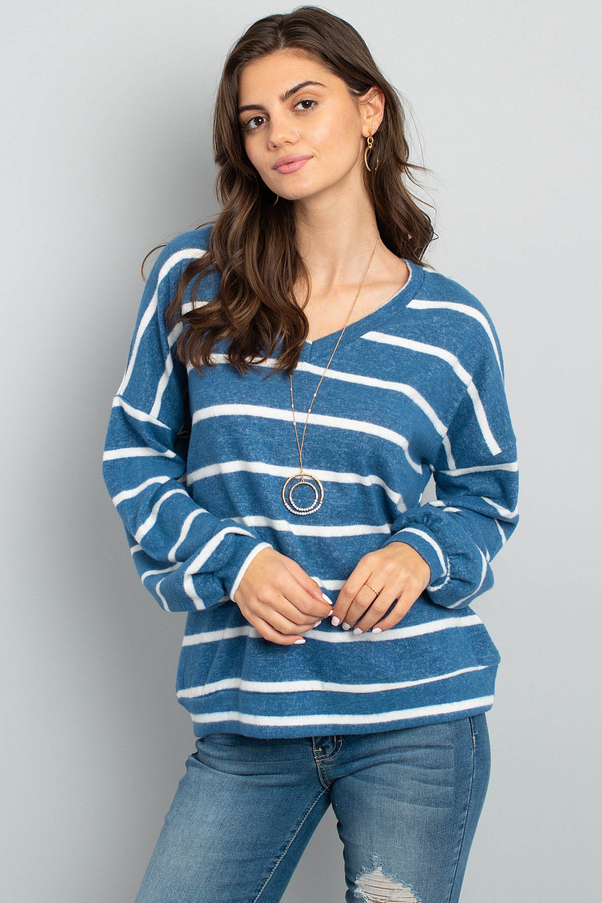 Oversized Puff Sleeved V-Neck Striped Top