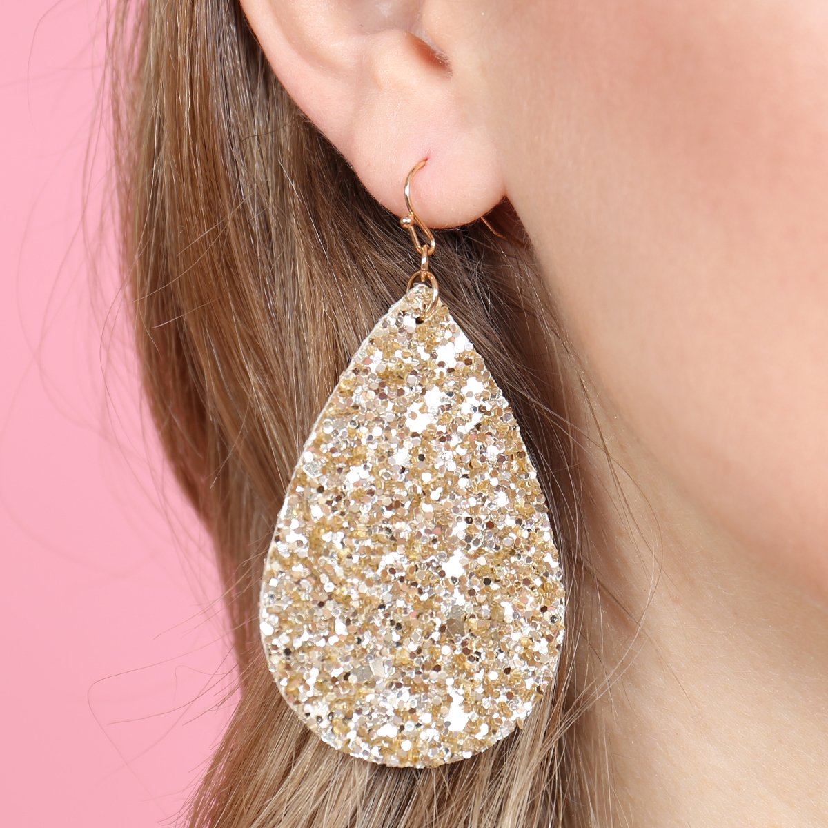 Hde2560 - Sequin Teardrop Earrings